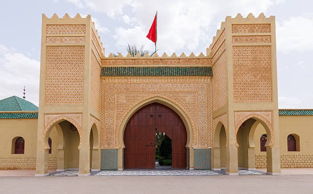 4 Days 3 nights Sahara Desert tour from Marrakech to Merzouga .